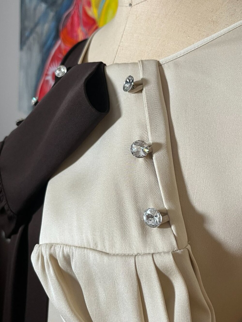 Alice + Olivia Silk Colorblock Crystal Buttons Shift Dress Ivory Brown - Picture 4 of 13